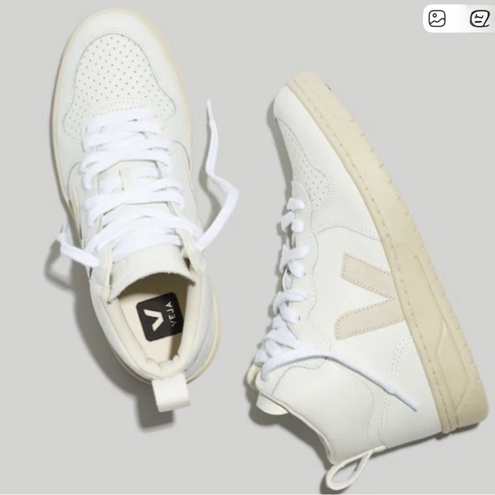 Veja White High-Top V-15 Sneakers 8.5 Women’s 7 Men’s